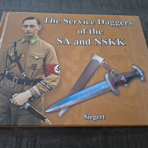 Ralf Siegert - kniha Služební dýky SA a NSKK
