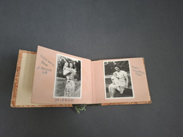 Album s fotografiemi z válečných let - Image 4
