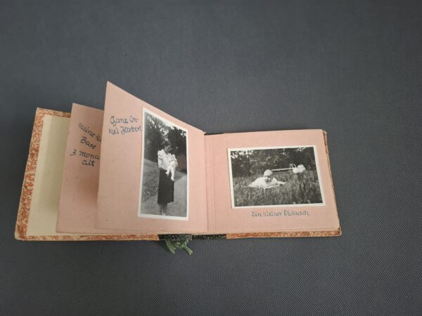 Album s fotografiemi z válečných let - Image 5