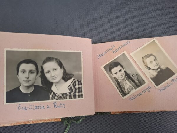 Album s fotografiemi z válečných let - Image 10