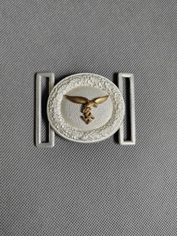 Důstojnická přezka Luftwaffe